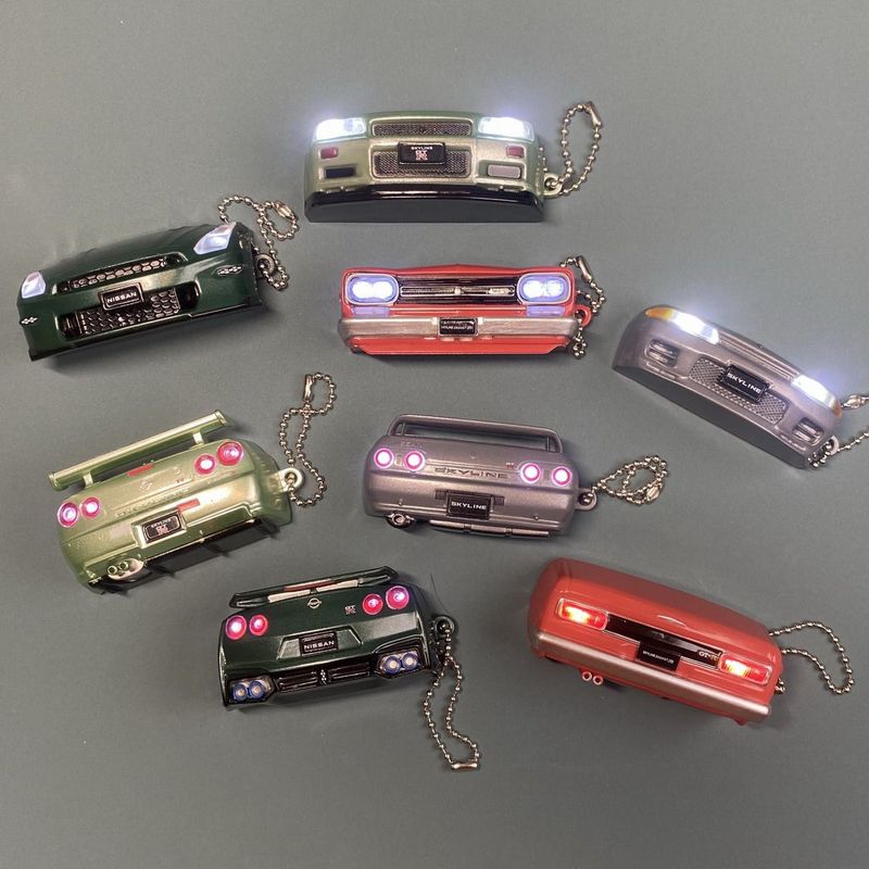 Pendant Light Shade - Bandai Nissan Skyline GT-R con Luces