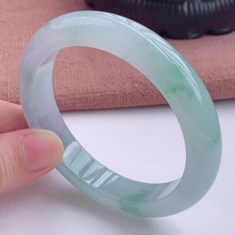 Brazalete de jadeíta de Myanma - Lighting & Home Decor Studio reseña y precio