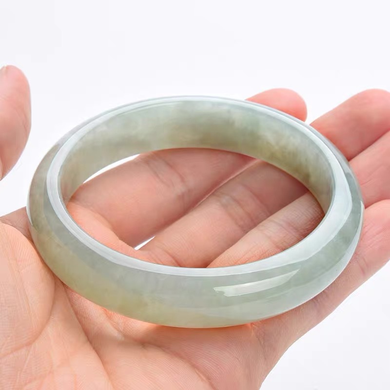 Pulsera de Jade Antigua de Mya - Lighting & Home Decor Studio reseña y precio